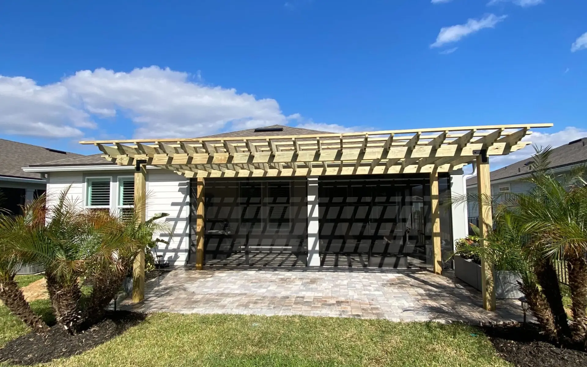 Custom aluminum pergola sizes Jacksonville